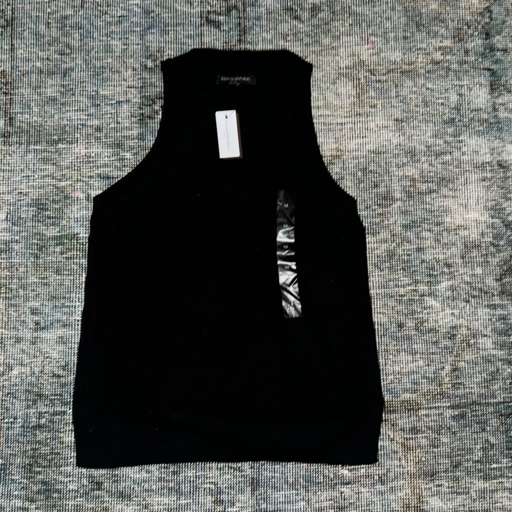 Banana Republic Black Knit High Neck Tank ✨Brand New✨